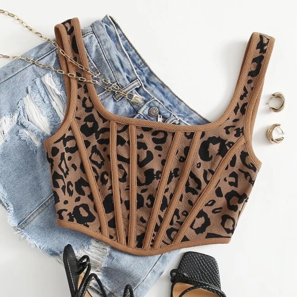 Zip Back Tape Asymmetrical Hem Leopard Tank Top